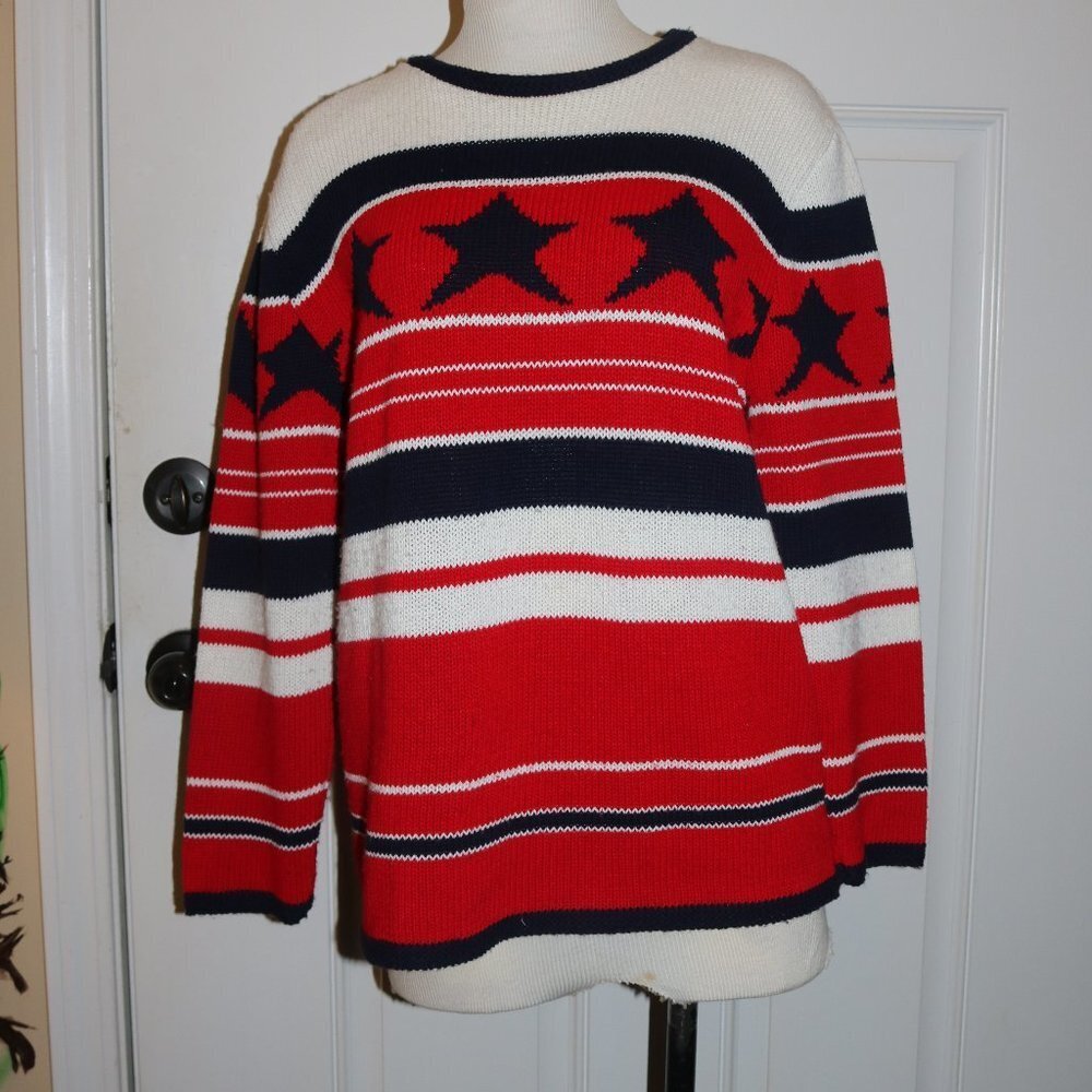 CLC Ladies sweater size medium 100% acylic